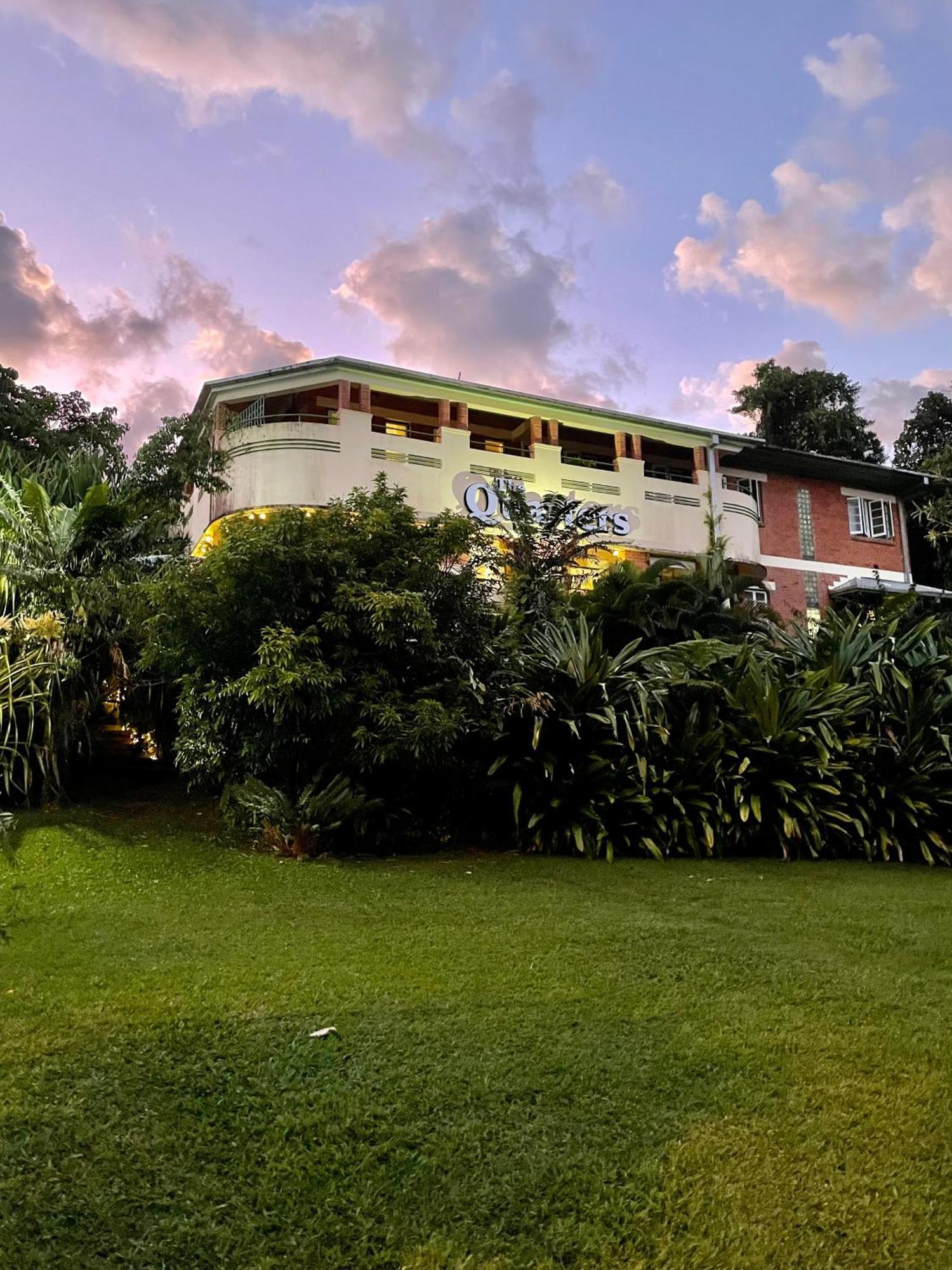 Babinda Quarters Hotel Luaran gambar