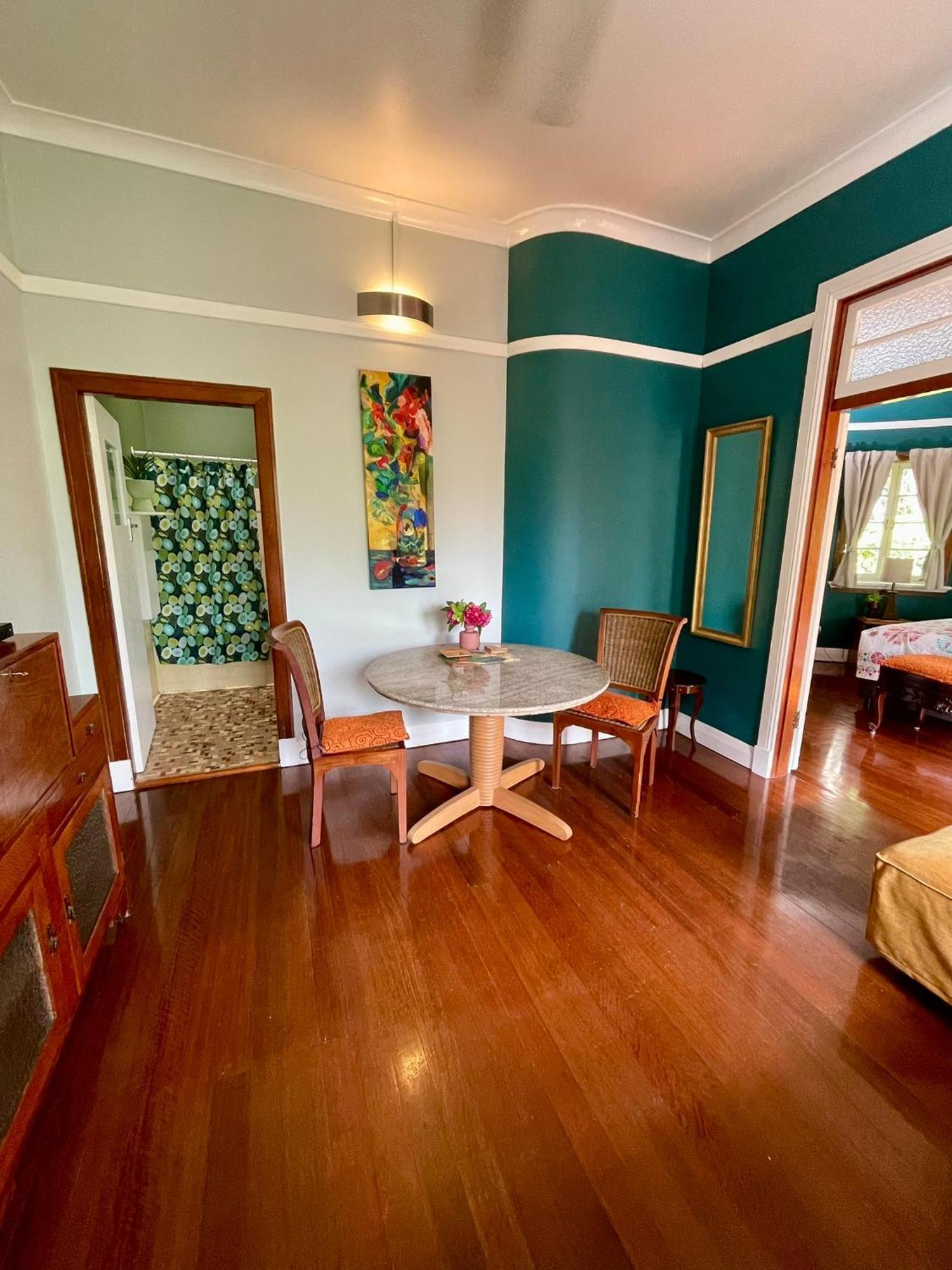 Babinda Quarters Hotel Luaran gambar