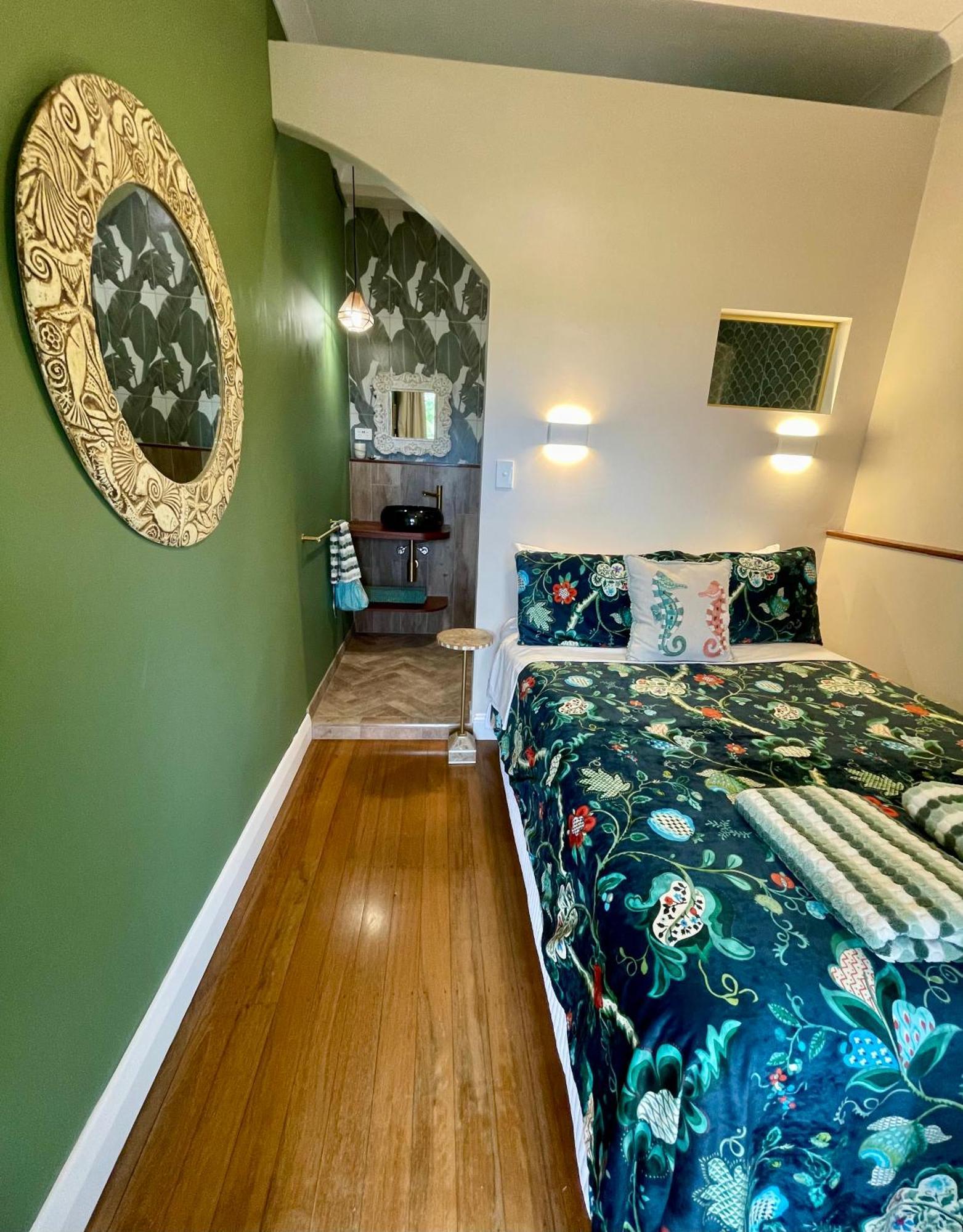 Babinda Quarters Hotel Luaran gambar